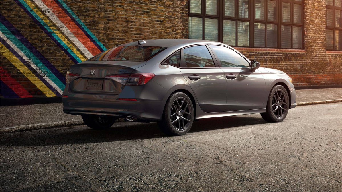 drivingdotca's tweet photo. 2027 Honda Civic lineup adds new $33,550 Sedan Sport-L https://t.co/ht2pyBBCtL https://t.co/gYEjccbHf5