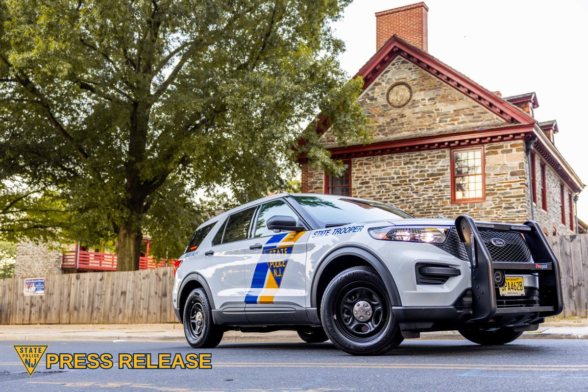 NJSP's tweet photo. NJSP Financial Crimes South Unit, NJSP Crime Suppression Central Unit, Trenton PD, and the Mercer County Prosecutor’s Office have arrested Harry Almonte, 33, of Philadelphia, PA, in connection with an illegal gambling operation.

Full press release here: https://t.co/QE8lw0eZDP https://t.co/G8RYeVpHmK