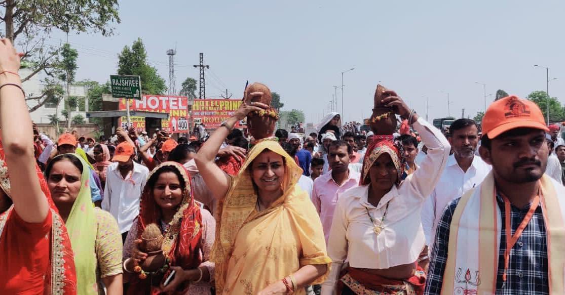 omprakashspeak_'s tweet photo. पूर्व मंत्री,राजस्थान सरकार और बानसूर की पूर्व विधायक आदरणीया @ShakuntalaRavat जी को पंचायतीराज चुनाव के लिए करौली जिला पर्यवेक्षक बनाए पर हार्दिक शुभकामनाएं।

आपके आने से निश्चित रूप से करौली में कांग्रेस पार्टी को फायदा होगा और पंचायतीराज चुनाव में बोर्ड बनाने का काम करेंगे। https://t.co/9k3L1Xa8Ap