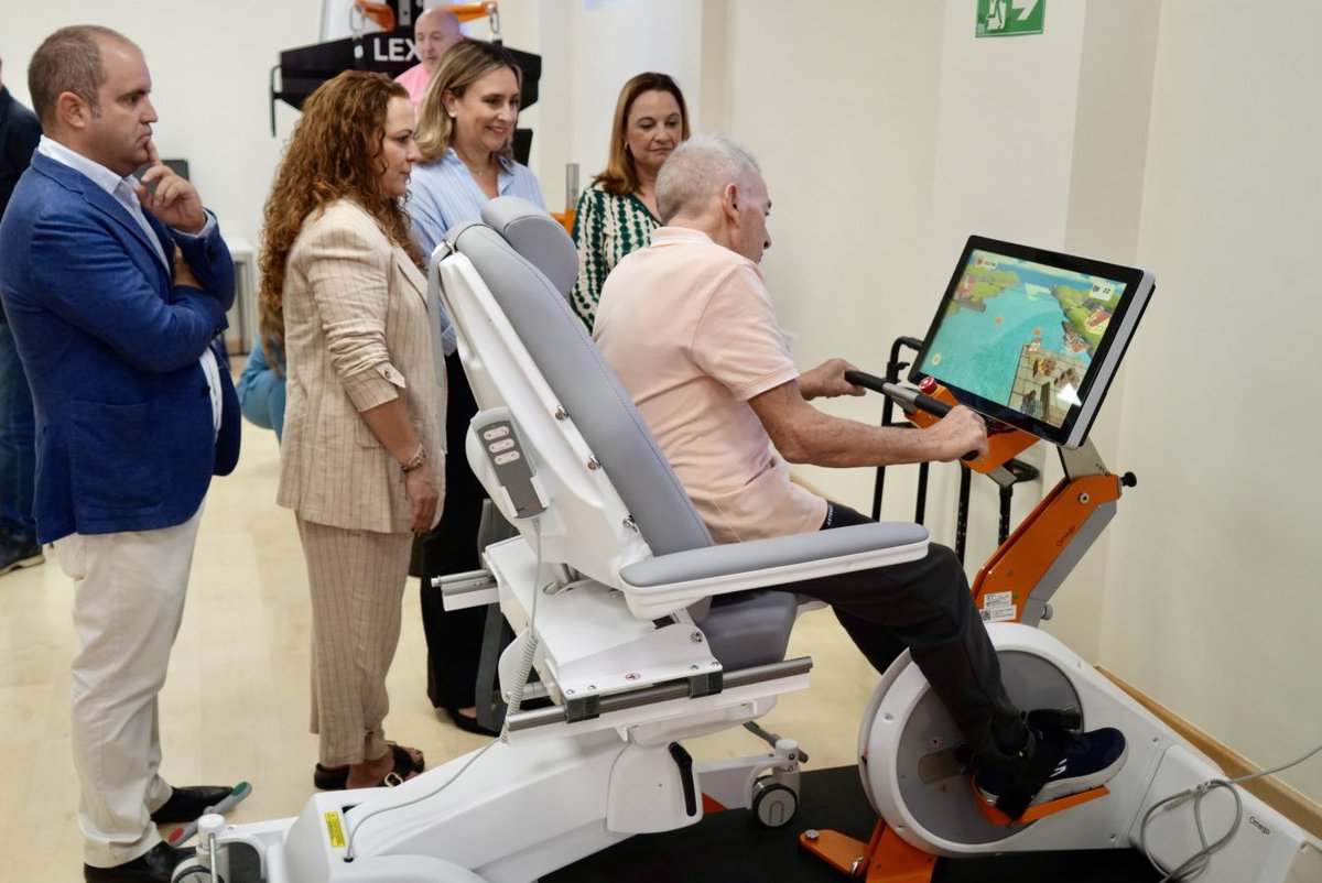 PolitSocialMur's tweet photo. Visitamos la Unidad de Robótica para la Rehabilitación de @FIntegraDigital 

La consejera @contxaruiz destacó la iniciativa de esta entidad, “que ha contribuido a ampliar los recursos especializados en la atención y la mejora de la calidad de vida de las personas con discapacidad para que puedan acceder a tratamientos más punteros”

🔗 https://t.co/hD9OaZDf9N