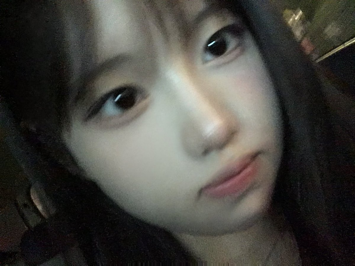 2izvn's tweet photo. 집에 간다............. https://t.co/2qIEFOqAou