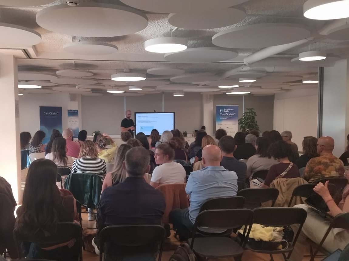 CareCityLab's tweet photo. L'Espai Mataró Cuida torna a acollir el Comitè Gerencial de la Metro Nord de l'#ICS. Amb prop de 100 professionals👩‍⚕️👨‍⚕️participants, l'equipament reforça el seu paper com a node de referència per al #TreballenXarxa i les polítiques de #cura al territori. #MataróCiutatCuidadora💙 https://t.co/vHDguNhvzB