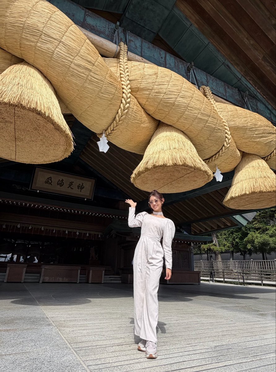 0714_lovelys's tweet photo. 出雲大社で、滅多に見られない
青い鳥🕊️のカワセミを見れたの！
みんなにもハピシェア🌈
待受にすると良いらしいっ！✨ https://t.co/oznz0ozNtu