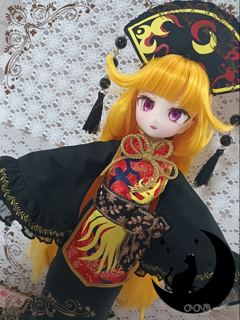 nnnonoa_ru's tweet photo. 1日１回定期宣伝失礼致します。
純狐ママと尤魔のドールちゃん達が日曜日までお家探し中になります🏠

同じくいっとーしんも持ち戻り販売がありますので気になる方は見ていただければ幸いです～🙏✨

https://t.co/4X0miP8VGZ https://t.co/W2Xl5xtDAq