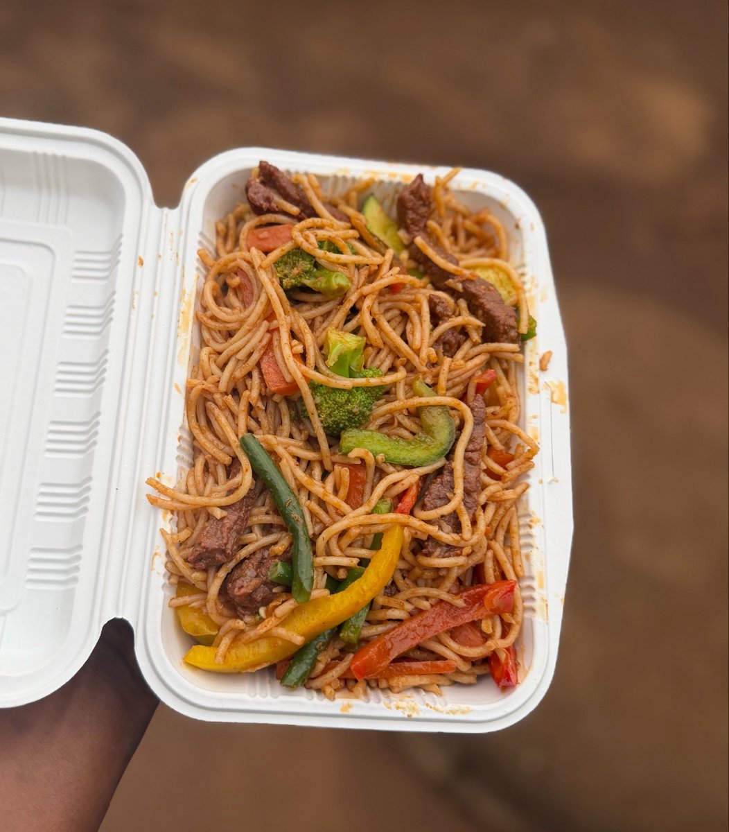 snufflezombiiie's tweet photo. Zomba people please buy your meals from me 🥹 https://t.co/sjGbw3kYuM