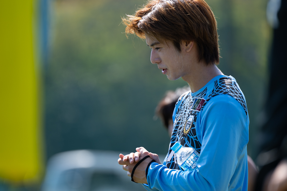 frontale_staff's tweet photo. U-21日本代表での活動を終え、大関友翔選手が無事にチームに合流。元気に汗を流しました。

オーゼキおかえり!

【広報】#frontale https://t.co/rerd62HYGd