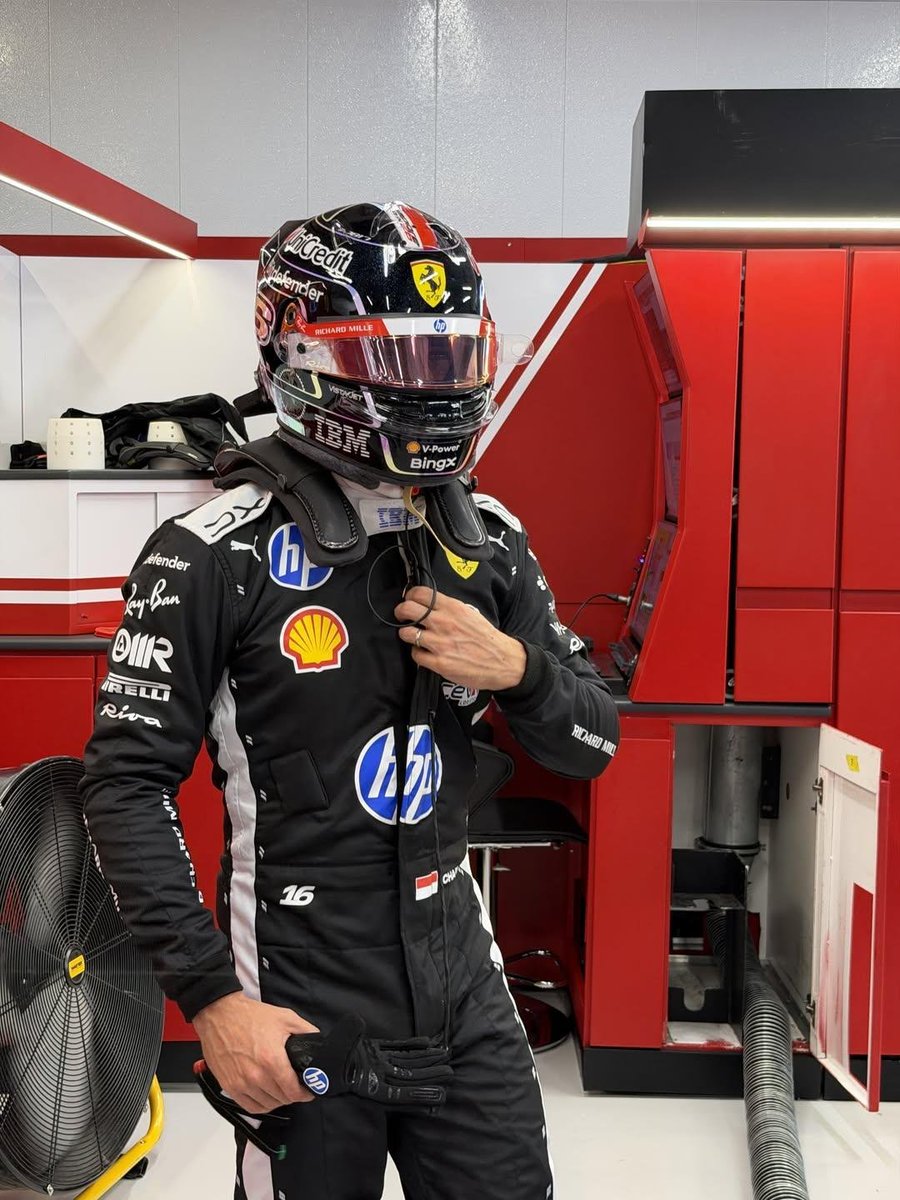 leclercshouse's tweet photo. Quero o Charles usando esse kit o resto da temporada!! https://t.co/9nUMVTz7v6