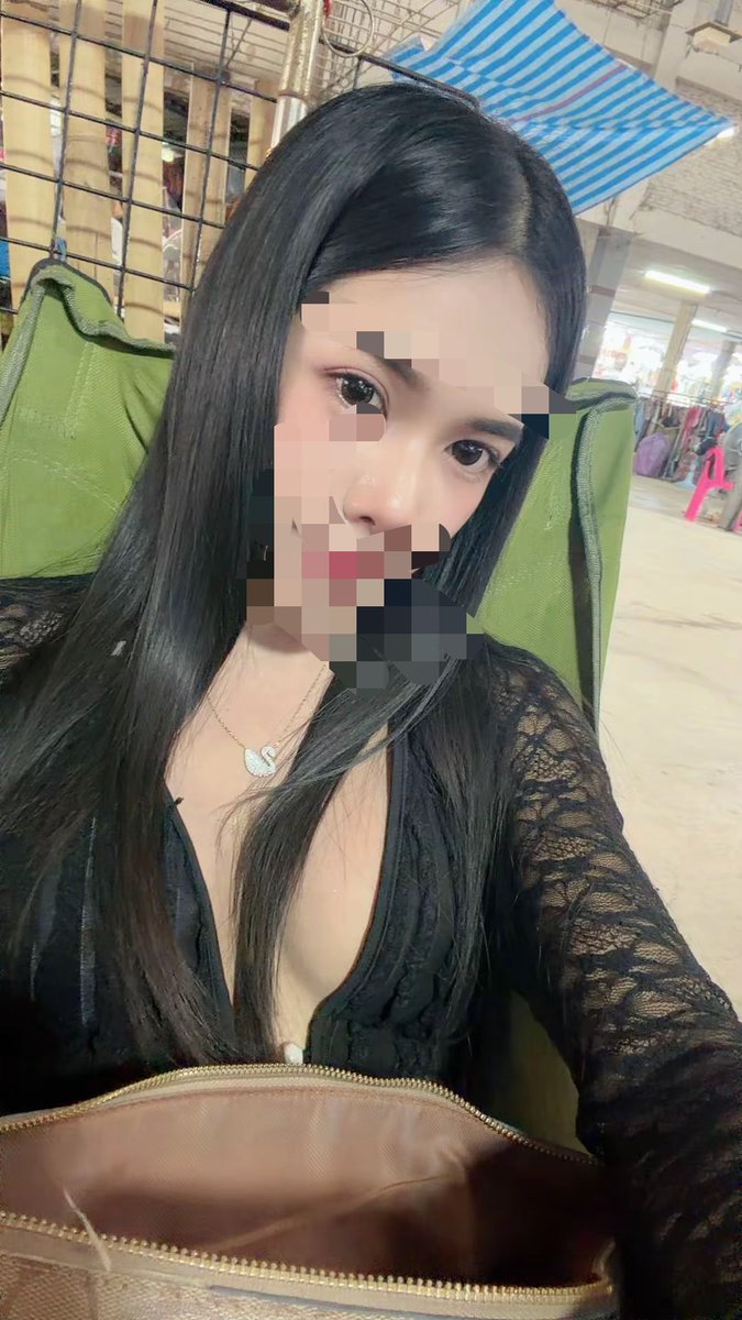 Mia34389's tweet photo. คืนนี้วันศุกร์ก็อยากจุกจังเลย 🥹 #พัทยา #พัทยาใต้ https://t.co/2yHhK28v4J