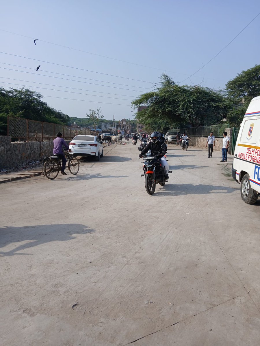 jkssassociates's tweet photo. Thanks now the 200 mtrs stretch is made with concrete https://t.co/ZX4AywpQdK