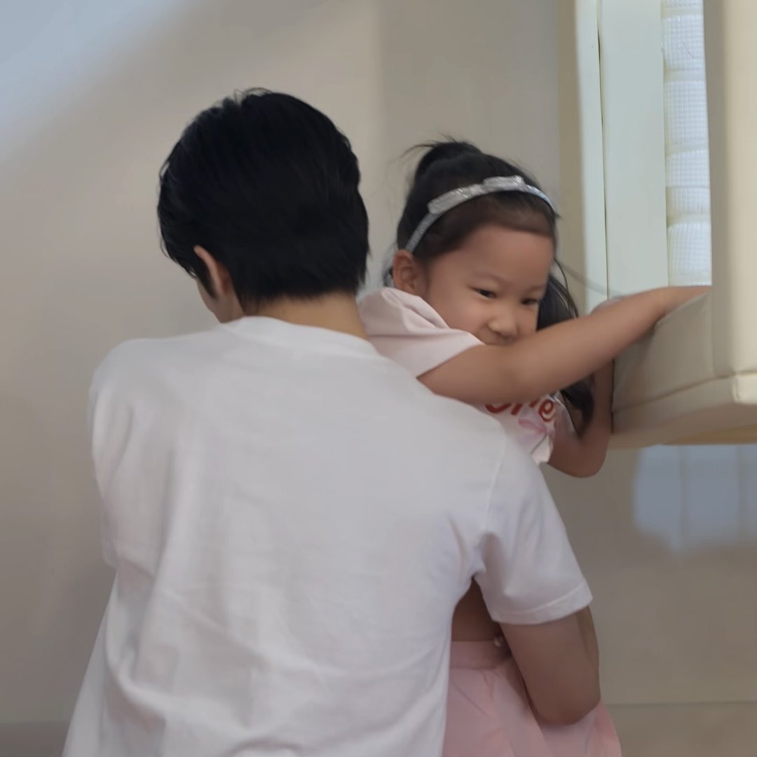 sskngntuk's tweet photo. girl dad agenda https://t.co/mWMwkujo8c