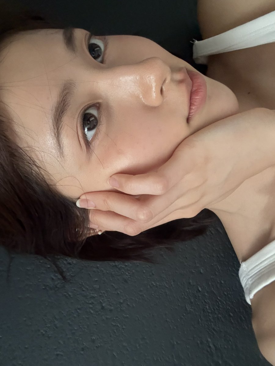 itspahnthitta's tweet photo. cropped https://t.co/rw3OETdNDS