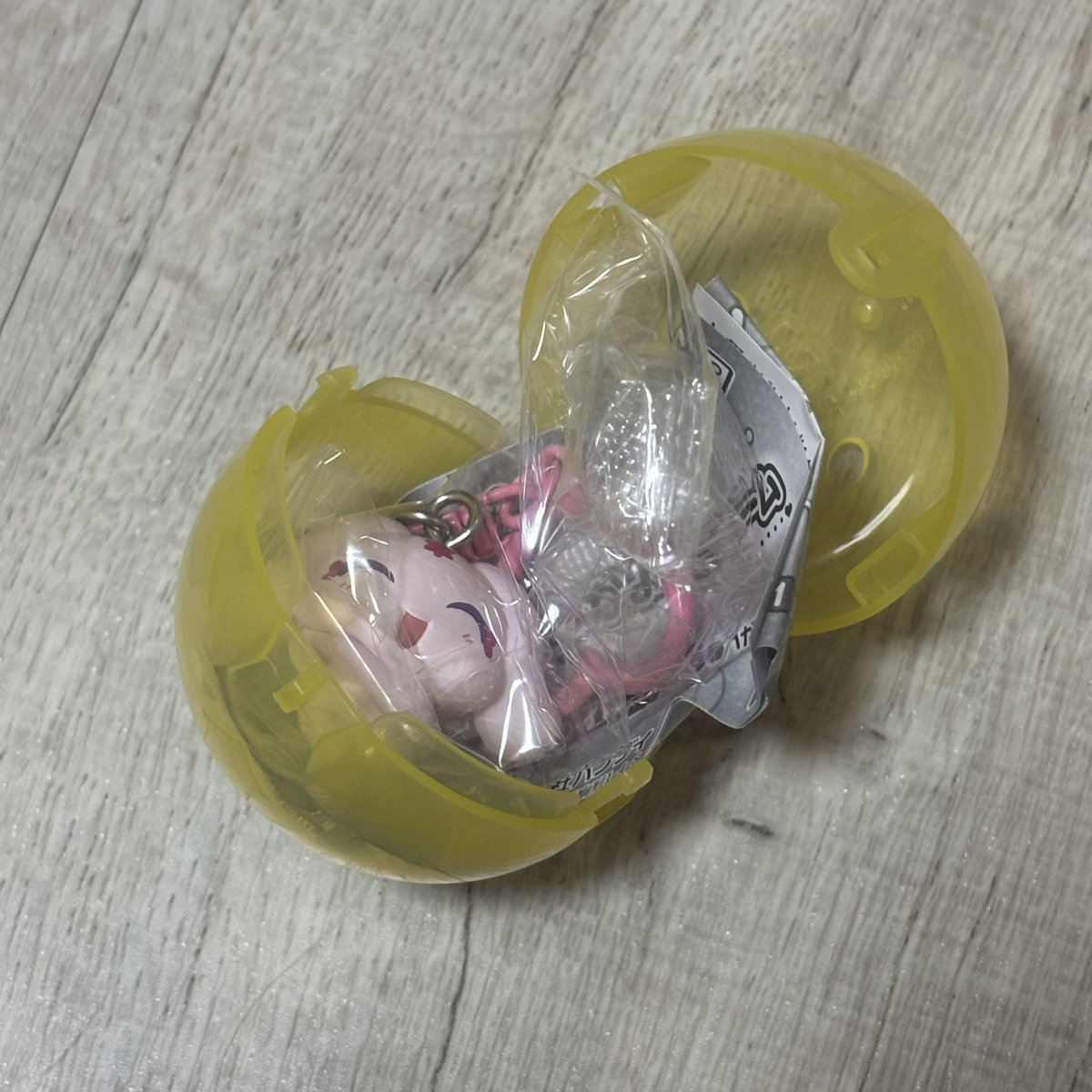 vhcr_9's tweet photo. プリキュア ぴたっとなかよしチャーム ガチャガチャ 交換

譲）ミップル

求）メップル

郵送にて交換希望探しております！
検索からでもお気軽にお声掛けください🌷 https://t.co/Q8urd9bTn0