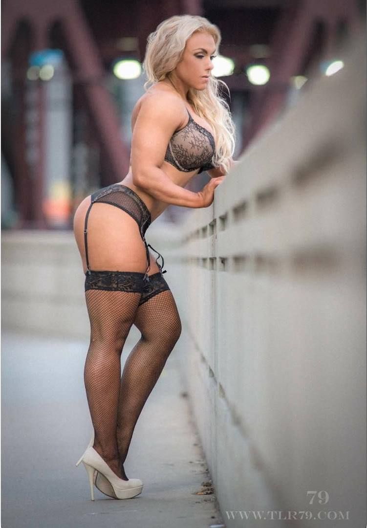 fitslkr's tweet photo. #fbb #FemaleBodybuilding #musclewomen #musclefemale #tits #bigtits #fitness #fitbabe #fitchick #bigtits https://t.co/IvwtDN8rUy