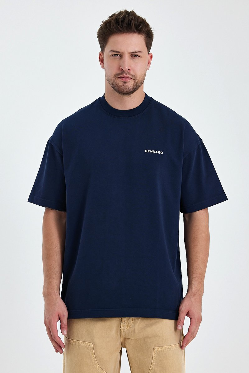 gennarostore's tweet photo. Heavyweight Oversize T-shirt, 380 gsm ağırlığında tok bir kumaşa sahiptir. 

https://t.co/fZAGtvl4mj https://t.co/cSR6EGxMcx