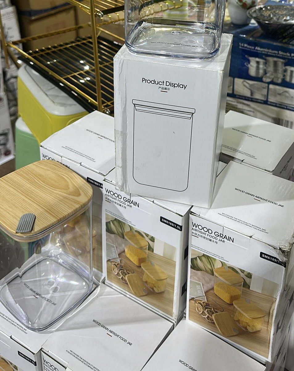 FatimaAkanbi's tweet photo. 1.5L airtight storage container with bamboo lid 

8500

Shop 22, new complex beside CBN, opposite Civil Defence office, Offa road, Ilorin. We deliver nationwide. 

WhatsApp: 08188347995, 08131927924. #kitchentoolsng https://t.co/ImpMnLbXOM