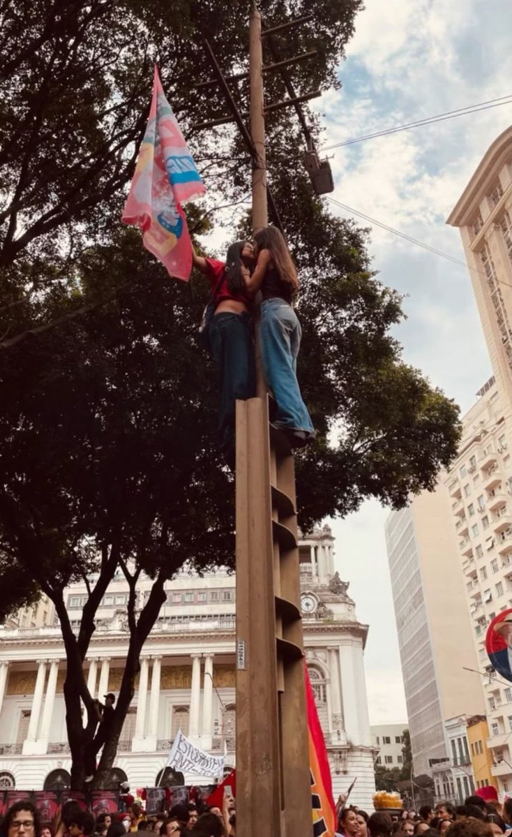 paulinossof1a's tweet photo. “qual o seu sonho?” https://t.co/3bXRuXFrie