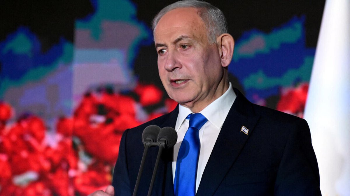 RFI's tweet photo. Israël: l'ex-secrétaire militaire de Netanyahu l'accuse d'avoir falsifié des registres sur le 7-Octobre
➡️ https://t.co/kcjCKbB0S1 https://t.co/tjyWfP0oSV