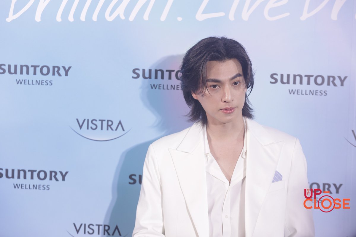 Theupclose's tweet photo. “กลัฟ คณาวุฒิ” พรีเซนเตอร์ ในงาน The New Era of VISTRA Feel Brilliant Live Bright 

GULF VISTRA PRESENTER
#VISTRAXGulf #gulfkanawut
#FeelBrilliantLiveBright #VISTRA 
#SuntoryWellness https://t.co/bNapyTpQX2