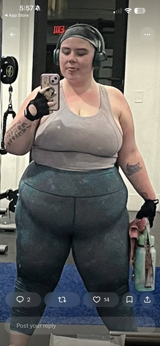markhunterecgm1's tweet photo. @peggingforsoup Lose weight https://t.co/DSQTedfD87