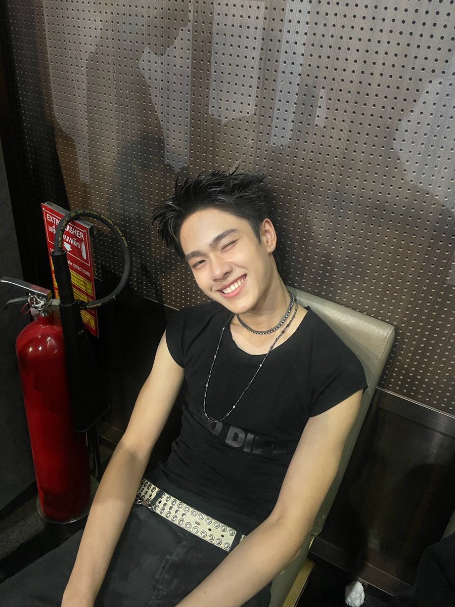 OnlyFareskla_'s tweet photo. 🗂️🧚🏻‍♀️) — Fares’s instagram posts update☄️

⏱️: 091026
👤: @/faresklahan 

ขอบคุณครัช เวทีแรกตื่นเต้นจาดดดอย่าลืมพกกรรไกรนะจ๊ะทุกคน❤️‍🔥

#FARESklahan
#9214KIDS https://t.co/brkkbrBZiJ