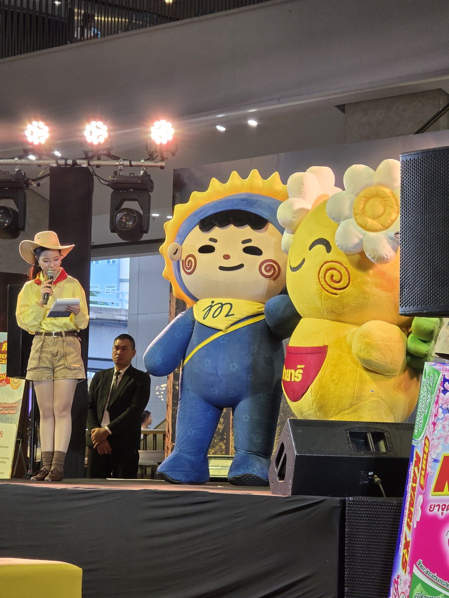 kayarithailand's tweet photo. แอดฯสารภาพได้ไหม ...  เพลงคายาริที่เด็กๆเต้นกันเมื่อกี้ แอดฯเพิ่งส่งให้เมื่อวานแบบสดๆร้อนๆ แล้วทุกคนเต้นได้ กรี๊ดดด คนทำงานก็เห็นเต้นครั้งแรกพร้อมกับทุกคนเลยค่ะ ช็อคคคค ดีเกินคาด ฮืออออ 🥹🫶🏻 

#คายาริxJUMMO #คายาริ #JUMMO #แคร์คุงเพื่อชีวิตปลอดยุงจัง https://t.co/kHwox2QlPB