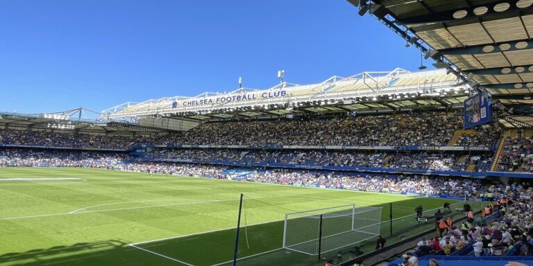 CSG2005's tweet photo. Chelsea vs Bournemouth preview: TV channel, kick-off time and how to watch 
https://t.co/wRXNrci14Y @ChelseaFC https://t.co/2yRXDts77s