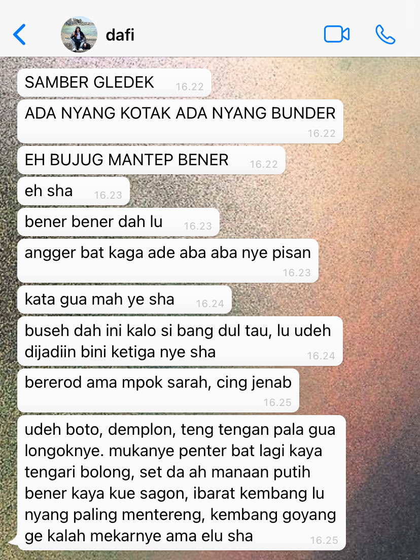 elrebels's tweet photo. misal ini mah ye : si dapi dibagi pap ama si boto https://t.co/hzEFyo9oDk