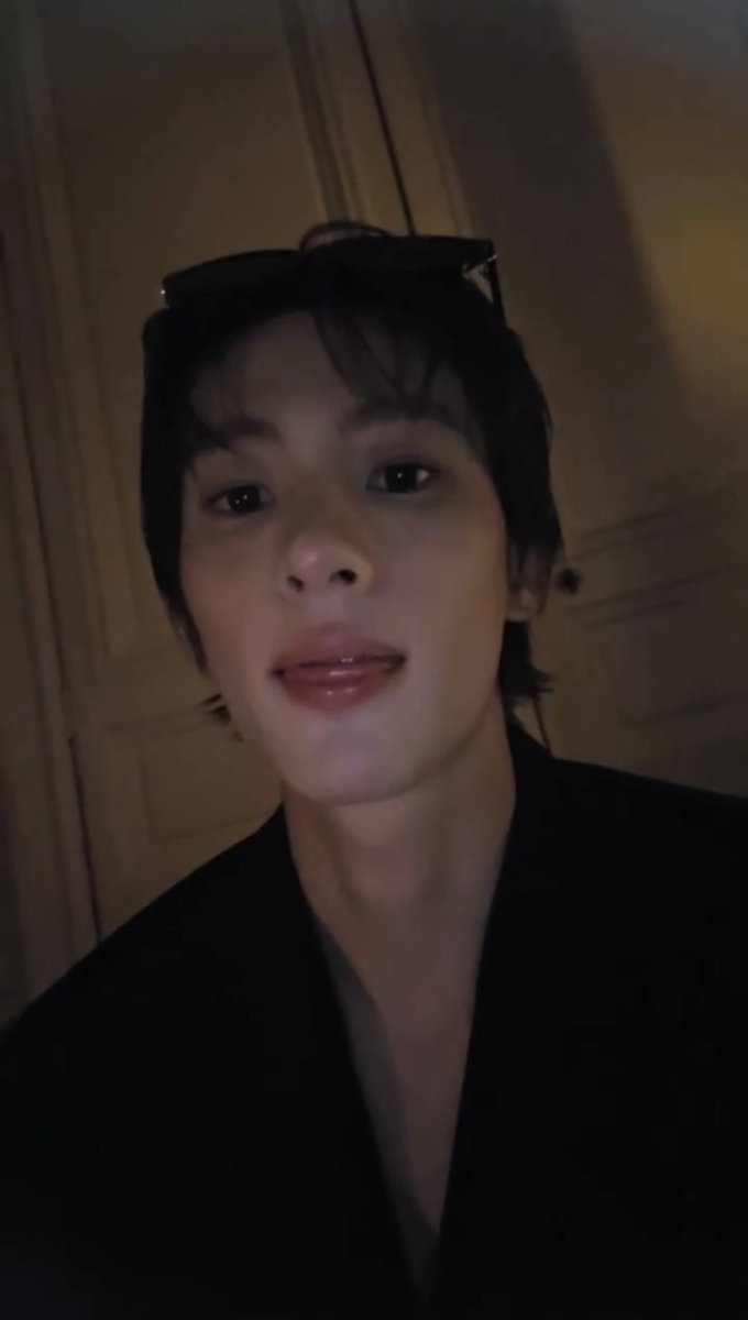 mepuppieyou's tweet photo. ให้เลยล่ะ แอนตัน after party look 😭💔 https://t.co/sIarrFc5Hz