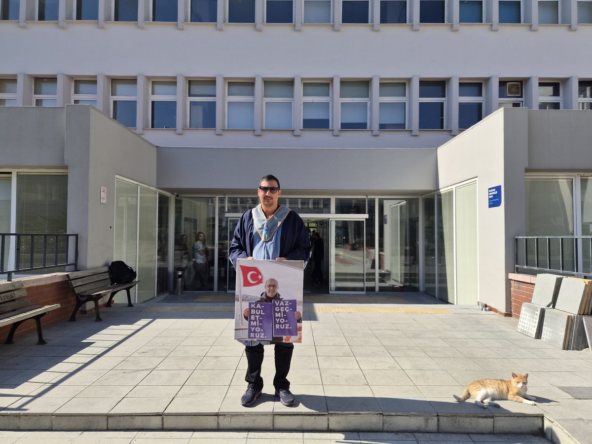 fermat4214's tweet photo. 9 Ekim 2026, 13:15 Boğaziçi Bilgisayar Müh. Binası
#TunaTugcuyuBekliyoruz https://t.co/RpOlpLNtIs