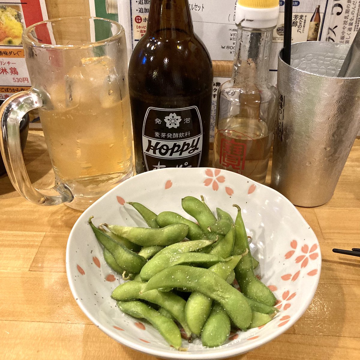 hoppy5126's tweet photo. #錦糸町ホッピー部
今宵の晩酌はホッピーフルセット3杯分にナカ1杯追加の計4杯で730円、つまみは枝豆220円、自家製たまごたっぷりマカロニサラダ350円、自家製つくね200円で閉めて1500円でした。
ごちそうさまでした(^ ^)
#センベロ #せんべろ #ホッピー
#ボッピー部 
#立ち呑み粋 https://t.co/kZ33A5gHi9