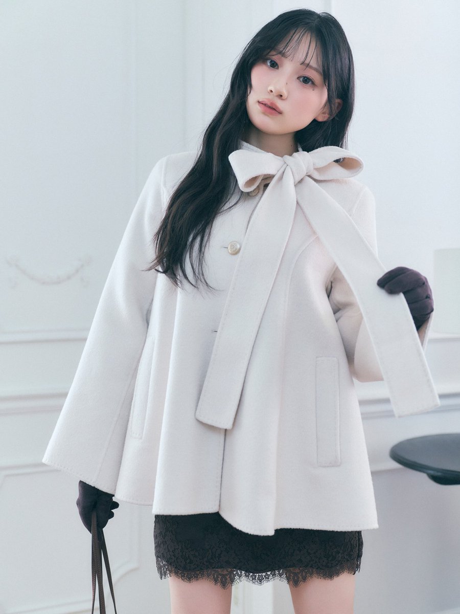 nyan___log's tweet photo. 展示会でオーダーしたお洋服さくたんが着てて嬉しい〜またお揃いの宝物増える🩷🌸
SNIDEL HOMEに続きSNIDELモデルの川﨑桜ちゃんもとっても可愛い！乃木坂46の活躍すごい🎀冬のスナ×川﨑桜ちゃん最強 https://t.co/Oks15cKMg9
