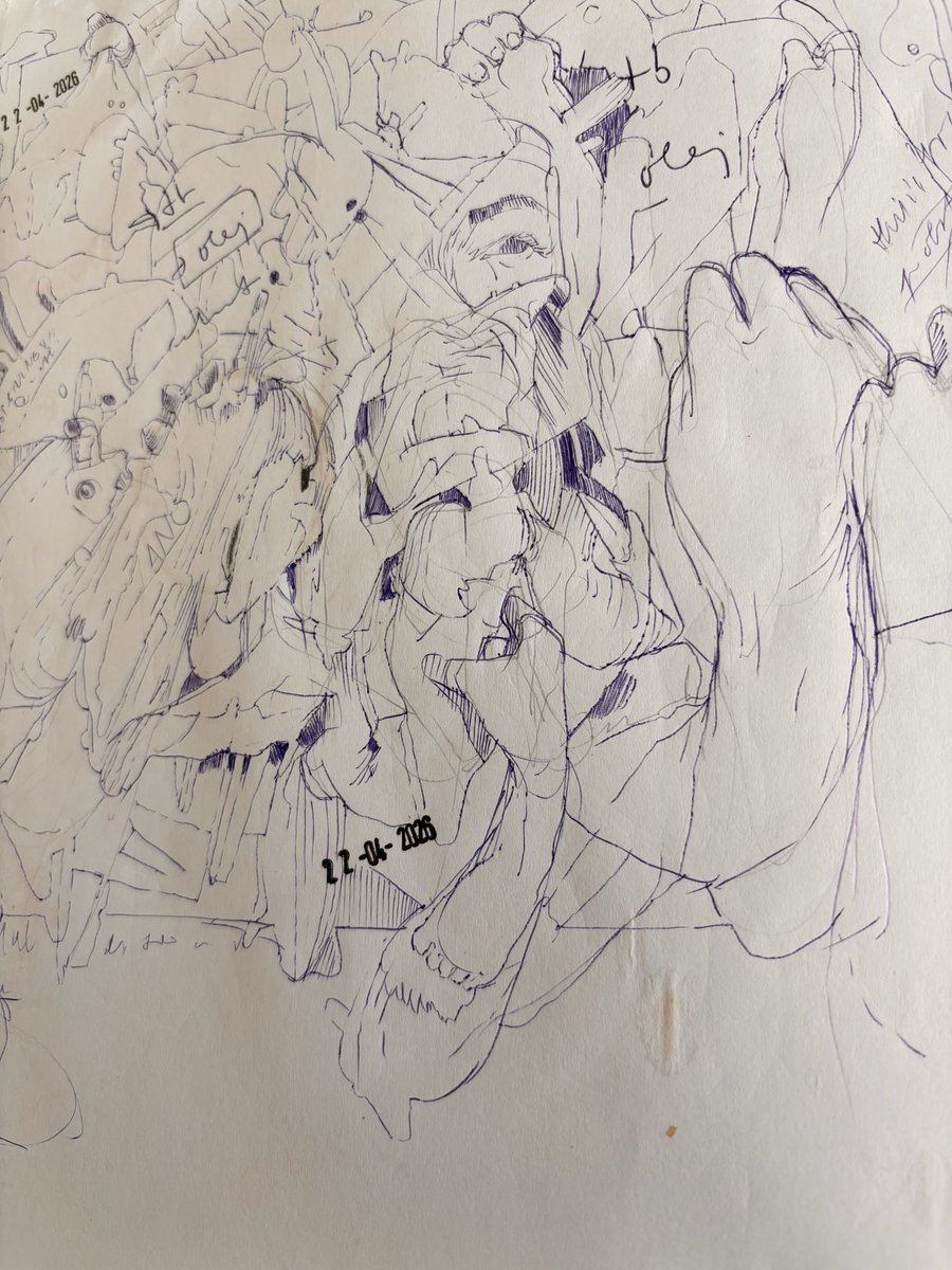 Stef_fiat's tweet photo. @Lexarteee Hands, we love hands https://t.co/92ssJmYDIk