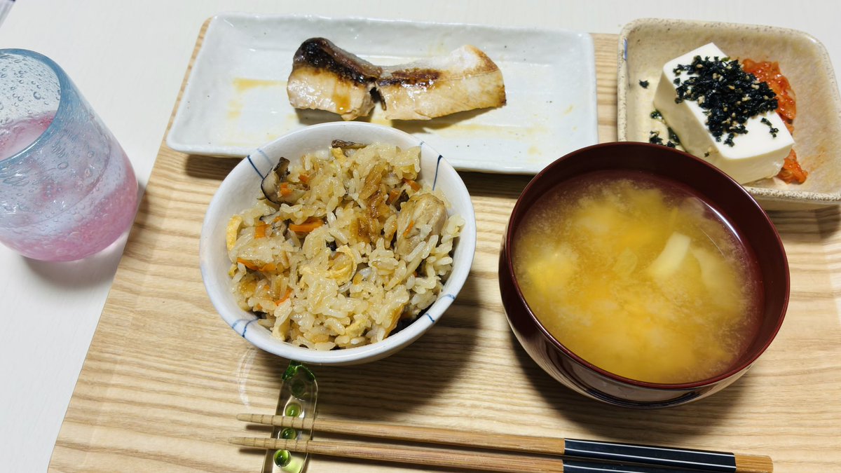 kikouda3389's tweet photo. 一汁三菜 https://t.co/bQhJMTrTex