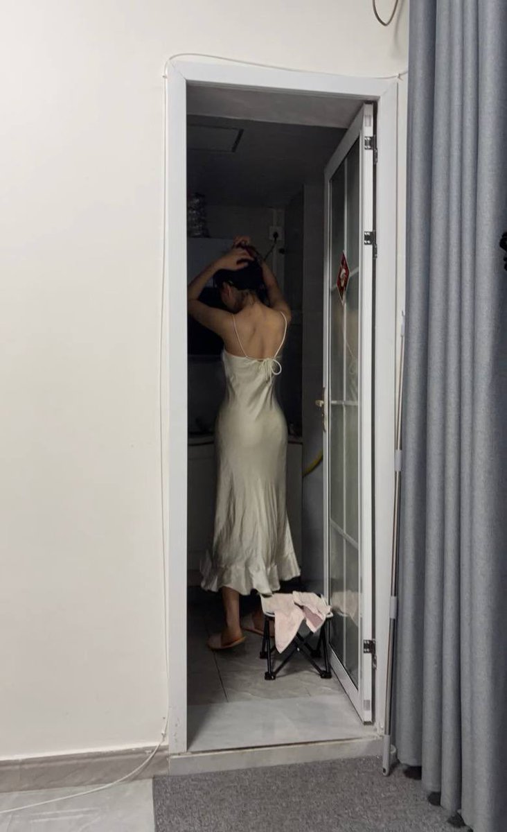 Sister8800's tweet photo. 和妹夫做完后，交代他回家一定要和妹妹做一次，千万不能被妹妹发现他已经在外面吃过了。
回到家对老公也是一副饥渴的样子，上床就给他口，老公刚和妹妹做完硬不起来，借口今天太累了说明天一定给我。
微信上问妹妹，她说妹夫也是一个鸟样。 https://t.co/cHW9ryM2LC