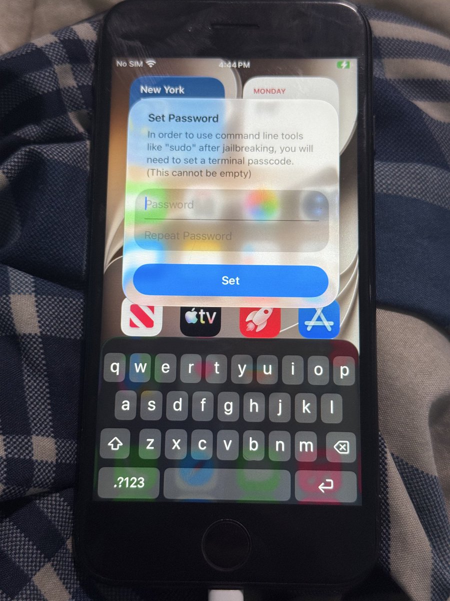 forcequitOS's tweet photo. Rest in peace to maybe the most insane bug ever. This was bound to happen…

I barely did anything with it, so I don’t have much to show unfortunately LOL https://t.co/81lBAqVu8S