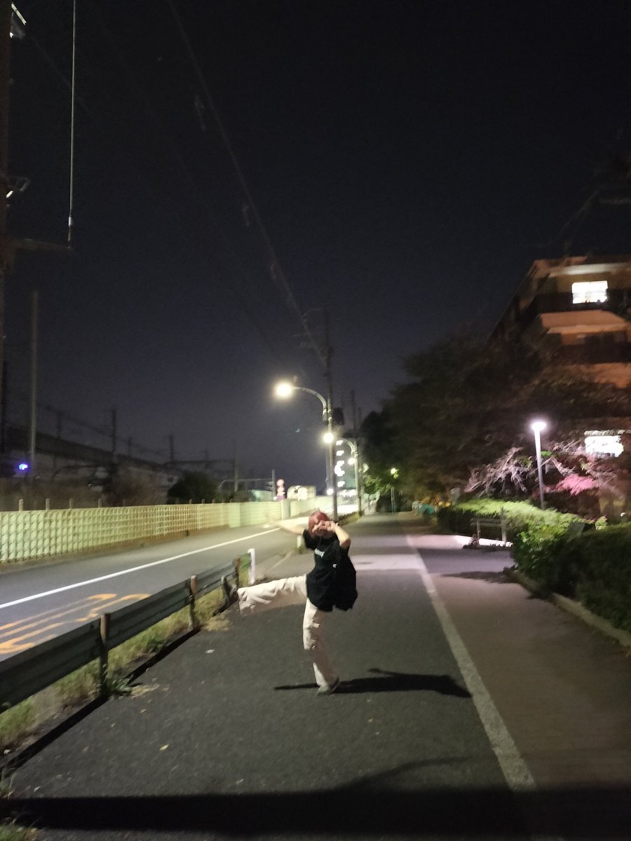 mdl000's tweet photo. 歩き https://t.co/8QSQUtDuC0