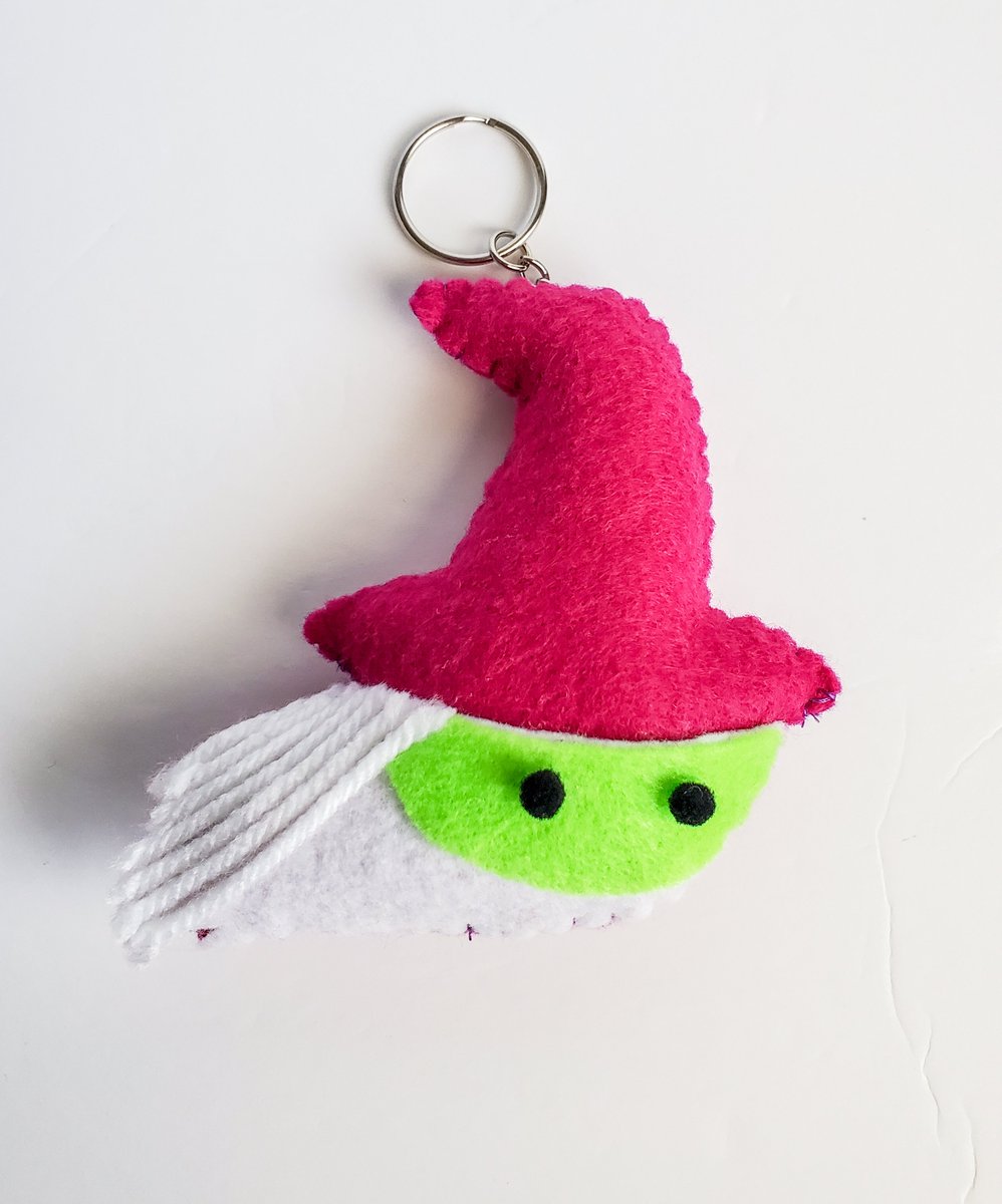 MinimalAbstrac1's tweet photo. #Halloween ๐ Themed Felt Keychains ๐ง๐ป๐ฉธ๐ง๐พ๐งน๐ฎ๐โโฌ๐
https://t.co/61JwYc4T6l
#etsygifts #handmadehour #uniquegifts #giftsforkids #womaninbizhour #CraftBizParty #holidayseason #Autumnvibes #spookyseason #spooktober #BlackCat #Vampire #Witches #Accessory #FridayFeeling #TGIF https://t.co/rSru5YuRtf