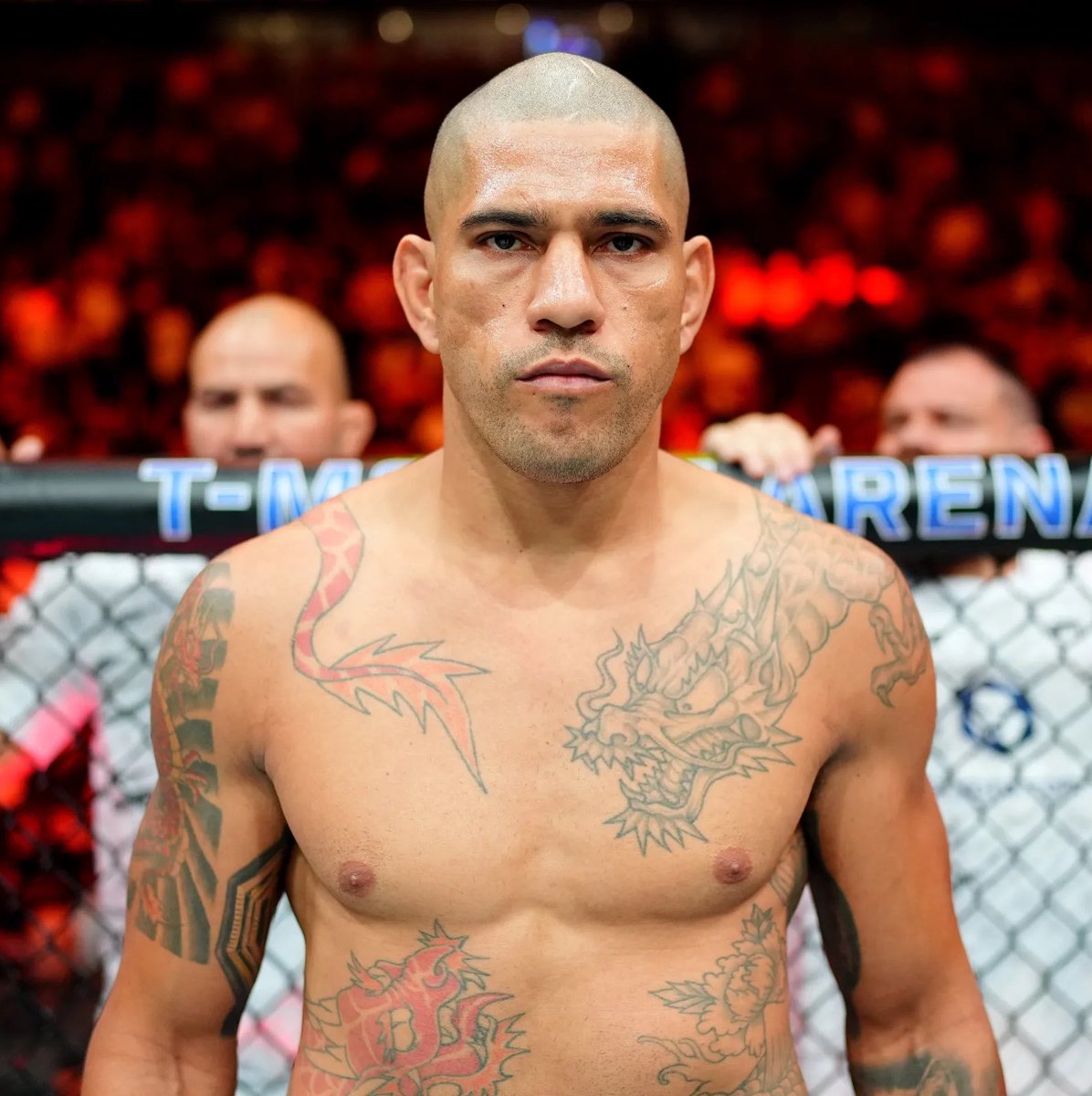 ChampRDS's tweet photo. Alex Pereira doesn’t think Ciryl Gane vs Josh Hokit should be the main event of UFC 334 😬

“Why the Women's Fight is not the Main Event? Okay let me help promote this cause no one is paying attention to it.” https://t.co/9Xz3pOcXrx
