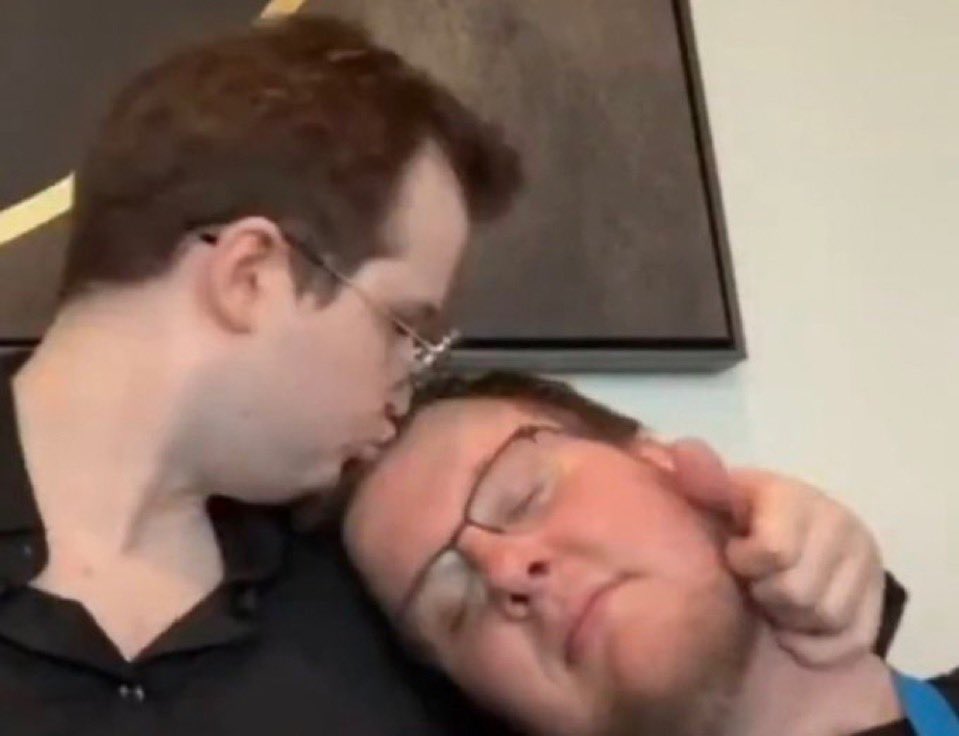 foidfiend's tweet photo. me comforting my duo after we went 3/24 together ❤️ https://t.co/iRrlUH9xfg
