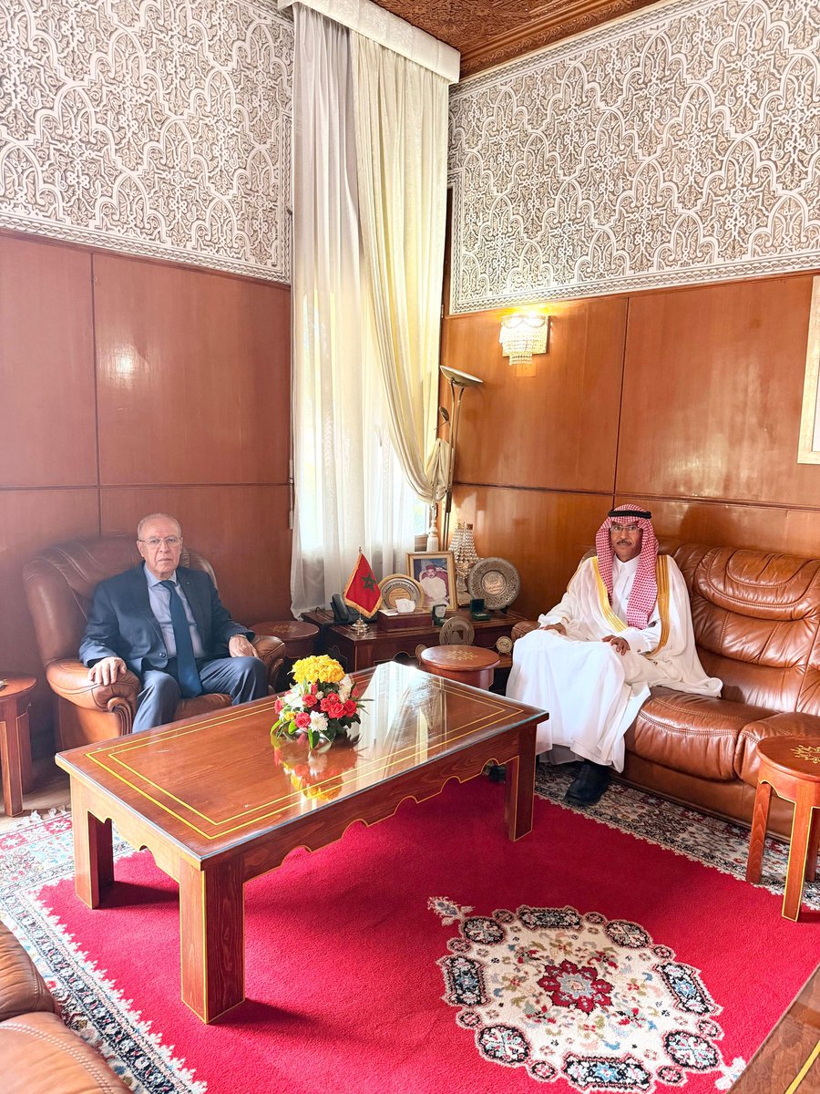 KSAembassyMA's tweet photo. قام سعادة السفير الدكتور/ سامي بن عبدالله الصالح @SAMIOALSALEH يوم الجمعة ٢٠٢٦/١٠/٩م ، بزيارة إلى وزير الأوقاف والشؤون الإسلامية بالمملكة المغربية الشقيقة معالي الدكتور/ أحمد التوفيق وذلك بمقر الوزارة. 
وتم في هذا اللقاء بحث ومناقشة عدد من المواضيع ذات الاهتمام المشترك. https://t.co/AFy1JSe7hU