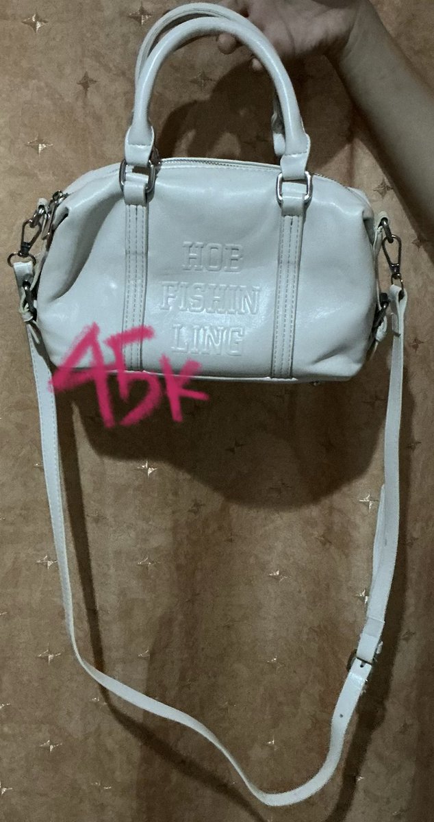 eiloudie's tweet photo. sling bag, tote bag murcee https://t.co/wO31U1pqxT