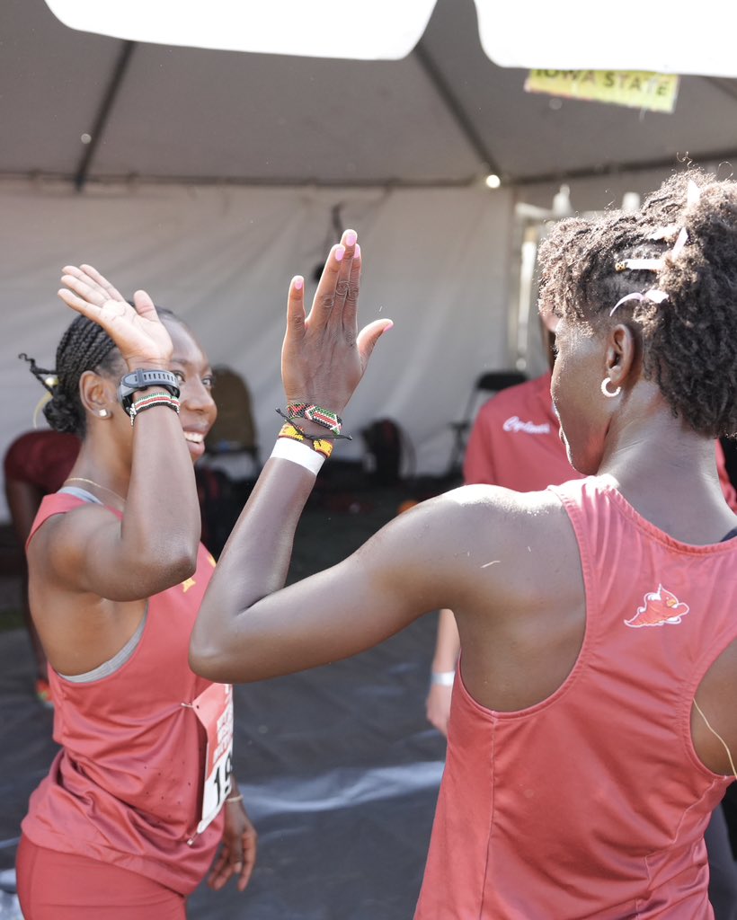 CycloneTrackXC's tweet photo. Cyclones finish Top 10 in the team race 👊 https://t.co/ZktpXxOfSQ