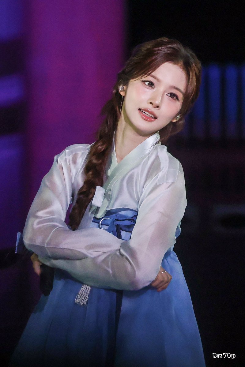 6m70p_xx's tweet photo. 261006
너를 생각하면 마음이 설레♡

#NMIXX #엔믹스 
#SULLYOON #설윤 https://t.co/eEUZJ3VMvy