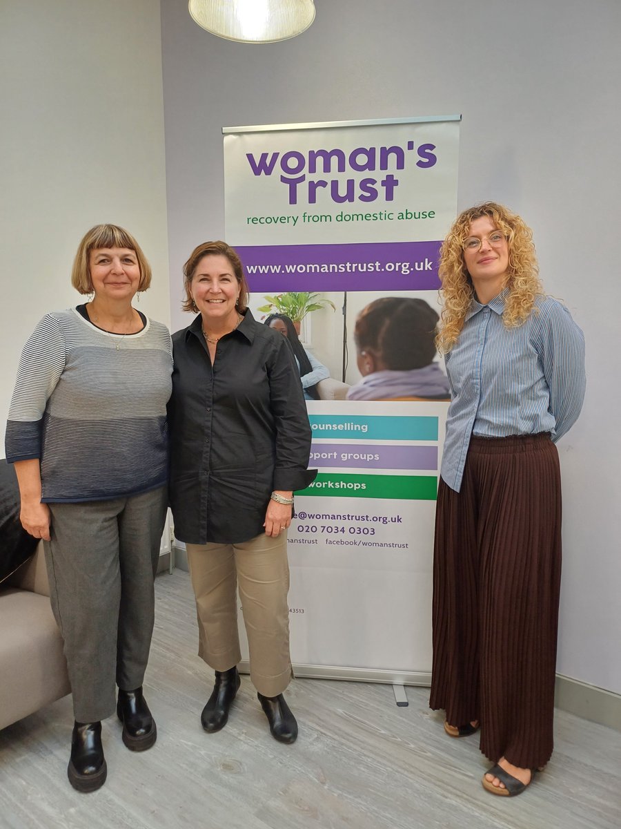 CommissionerDA's tweet photo. Last month, I visited @womanstrust to see their work supporting survivors' mental health.

Ahead of World Mental Health Day tomorrow, I'm sharing their guest blog, which explores the impact of DA and and why specialist support is crucial to recovery. ⬇️
https://t.co/eQJA5NDGzm https://t.co/JWT8iWviVA