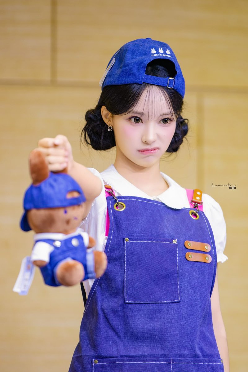 5daaang's tweet photo. 리센느에 박력 잇고 머싯는 언냐들 덕에 리���인은 아기소녀가됨✌🏻💕👼 https://t.co/wL4ZQXRfDu
