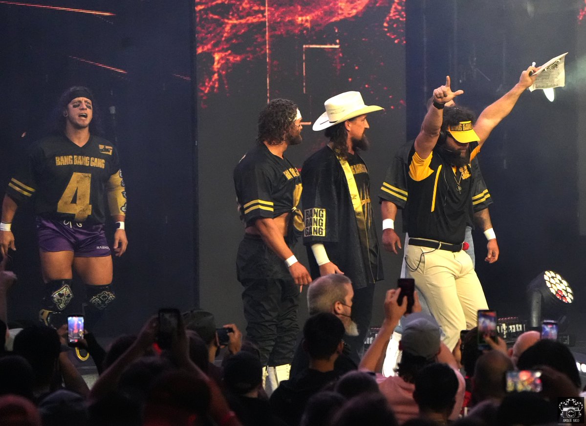 AmberNicoPhoto's tweet photo. The Bang Bang Gang
@JayWhiteNZ @coltengunn @theaustingunn @The_Ace_Austin @AEW @BodyslamNet
#aew #aewallout https://t.co/6tHJafQemB