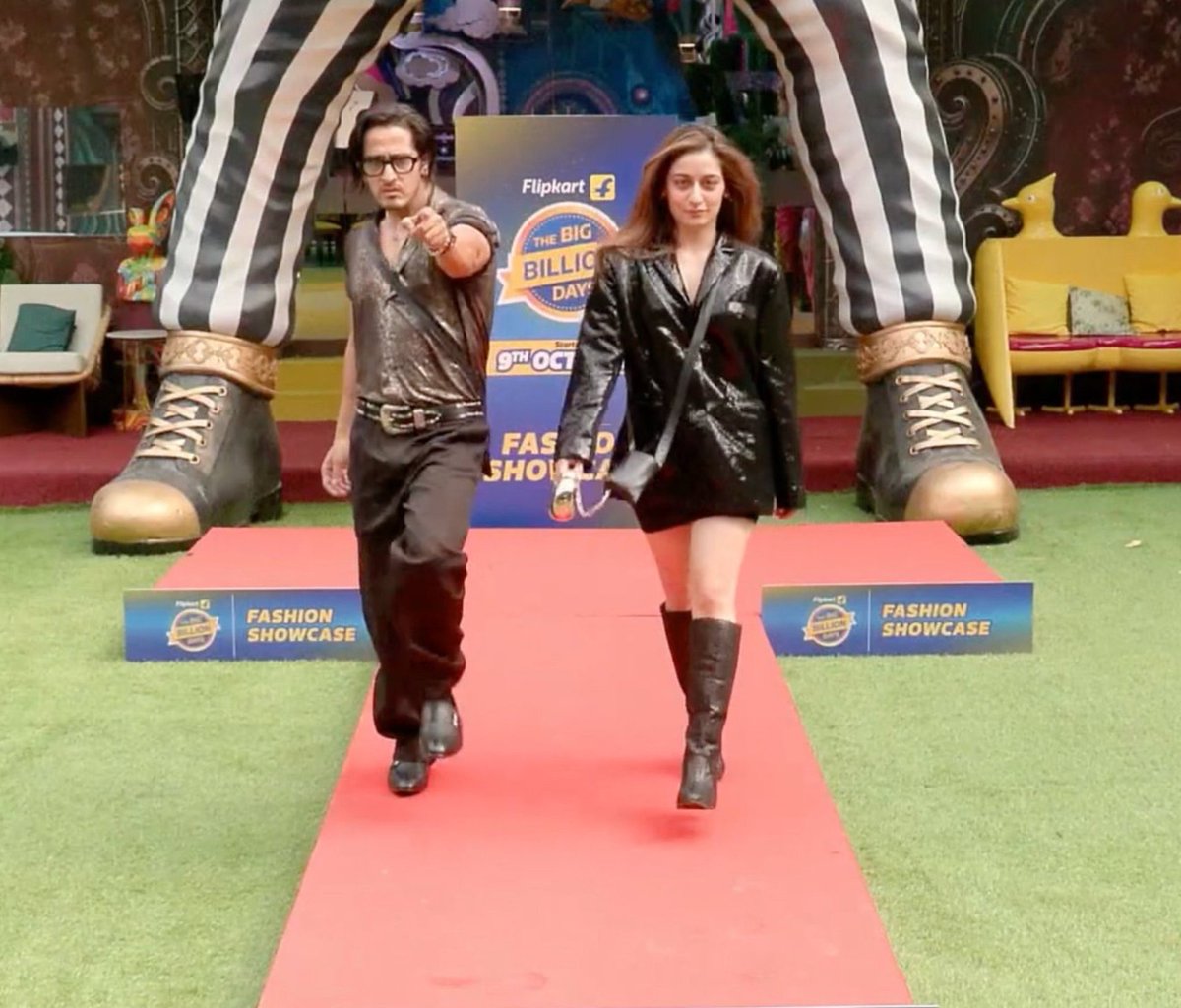 beingroshi's tweet photo. Qazi has this insane ability to turn literally anything into a moment worth watching

Nobody does effortless entertainment like this man❤️
#QaziTouqeer #BiggBoss20 https://t.co/1NwL12DYbp
