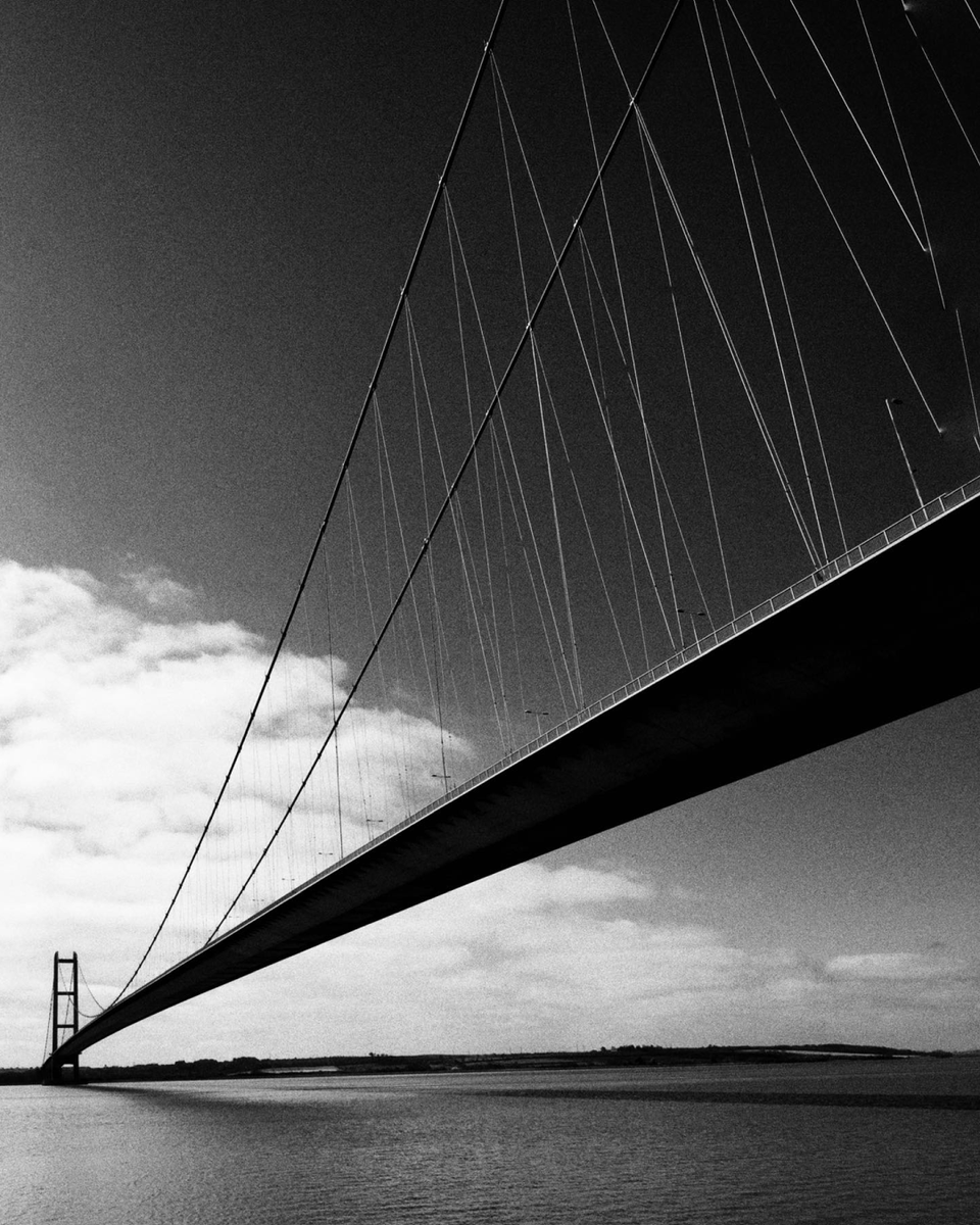 ReeflexCamera's tweet photo. Less in the frame. More in the composition.

Captured with REEFLEX Pro Camera, this image uses negative space and a strong leading line to reduce architecture to its purest form.

📸 Photo by Graham Taylor

#Reeflex #ReeflexPiazza #ShotWithReeflex #ExploreCreateInspire #iPhonePhotography