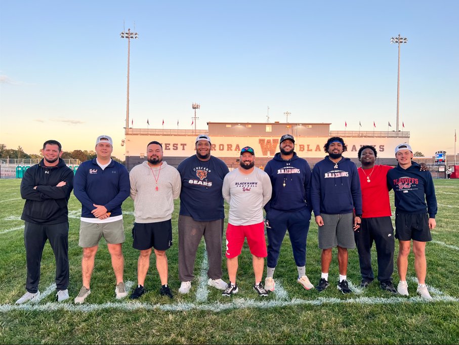 WABlackhawkFB's tweet photo. Jr. Blackhawks Tackle Football wraps up its regular season today!
✅ Thank you, coaches!
✅ Thank you, WA alum coaches. 9 of them (pictured below) volunteered this year! You make WA special!
✅Thanks to Coach Davidson, our president, for leading this!
#Team1 https://t.co/hfbiPymgxH