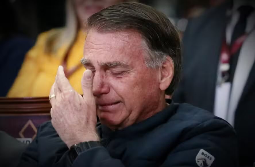 JHdaFonseca's tweet photo. HERÓI NACIONAL E PRESO POLÍTICO, VÍTIMA DE TORTURA IMPOSTA POR UM JUDICIÁRIO CORRUPTO!

Libertem @jairbolsonaro !!! https://t.co/SV6ncw8XDV